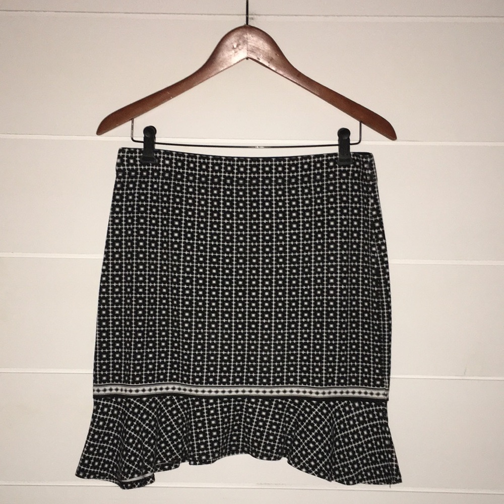 Max Studio Pull On Peplum Skirt